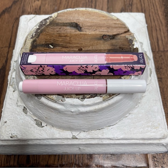 Tarte Maracuja Juicy Lip Balm - Picture 4 of 9